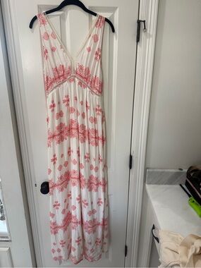 BB Dakota White Dress with Coral Floral Motif and Crochet Trim